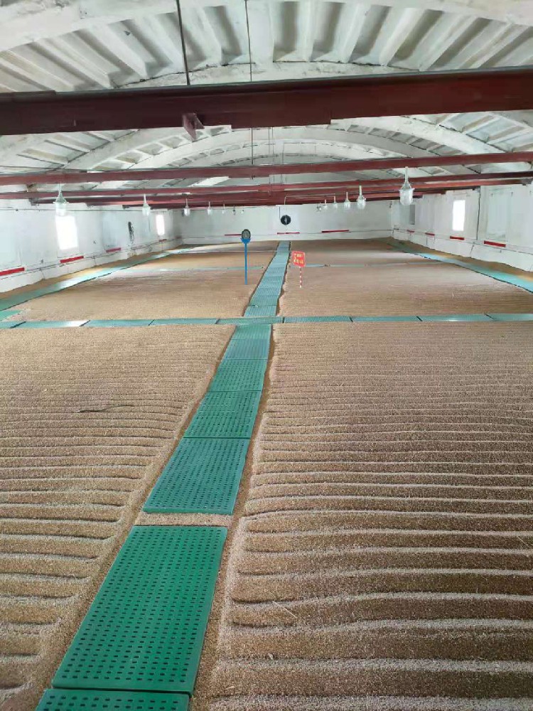 粮面 PE 走道板优势探究