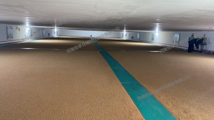 粮面走道板：粮仓的“安全动脉”